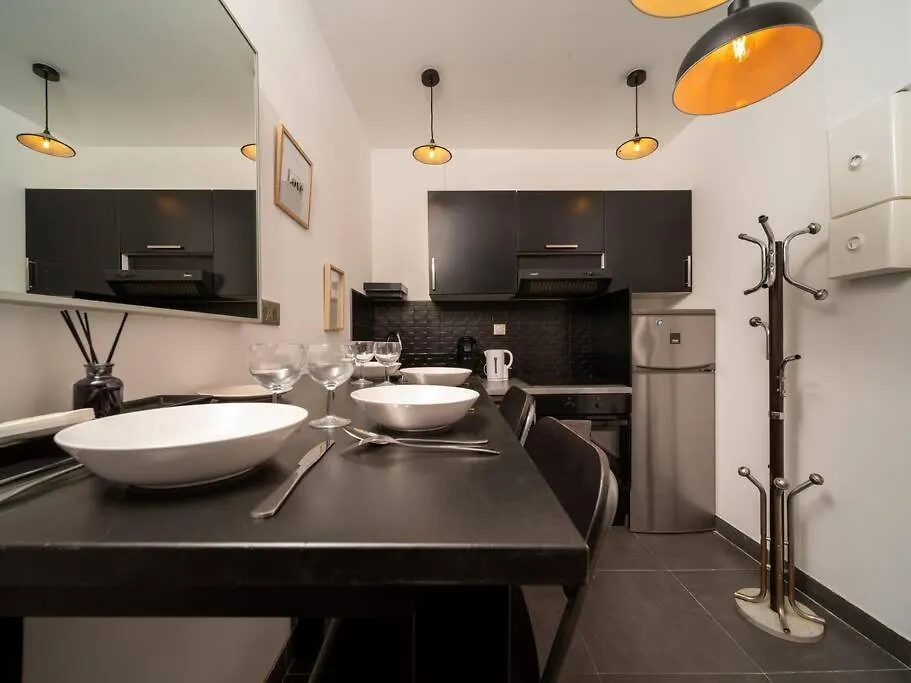 *Appartement Climatise Au Coeur Du Vieux Port* Marseille 0*,  France